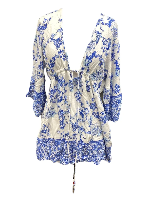 Top Long Sleeve By Clothes Mentor In Blue & White, Size: Xl