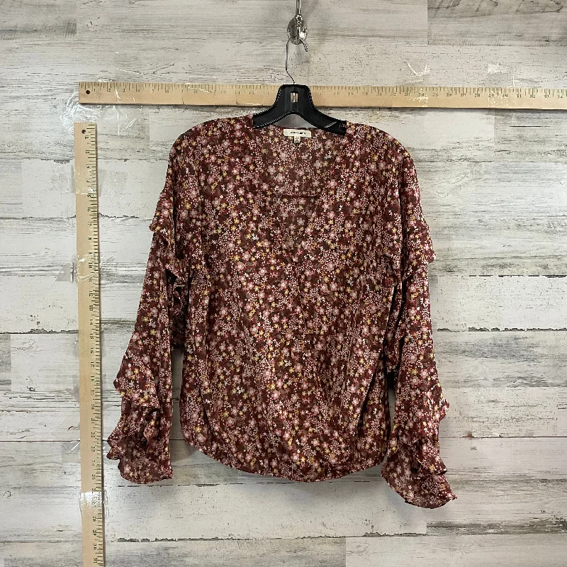 Top Long Sleeve By Max Studio In Red, Size: M