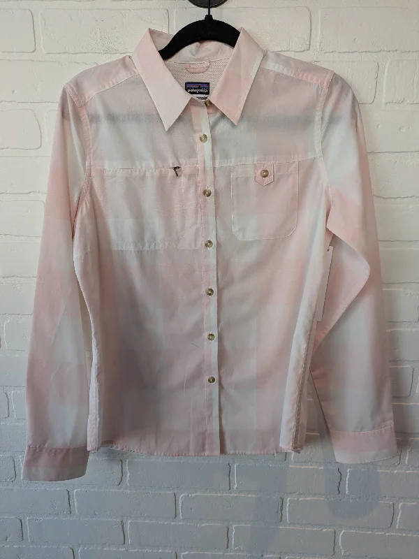 Top Long Sleeve By Patagonia In Pink & White, Size: S