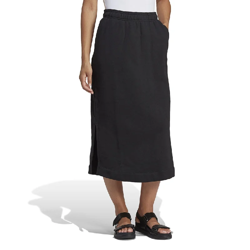 adidas - Women's Premium Essentials Skirt (IC5263)