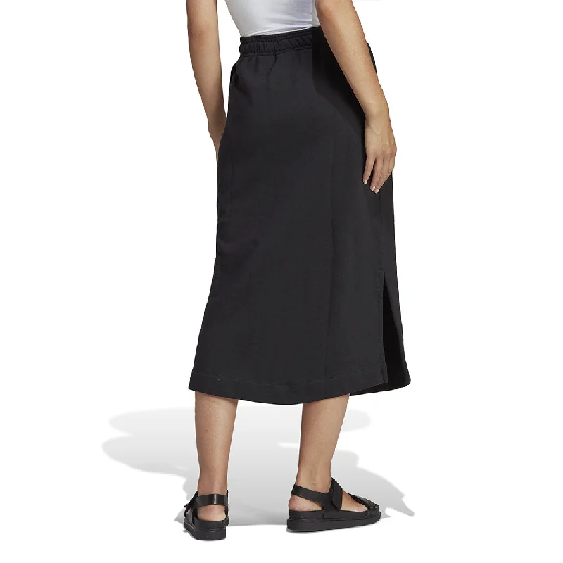 adidas - Women's Premium Essentials Skirt (IC5263)